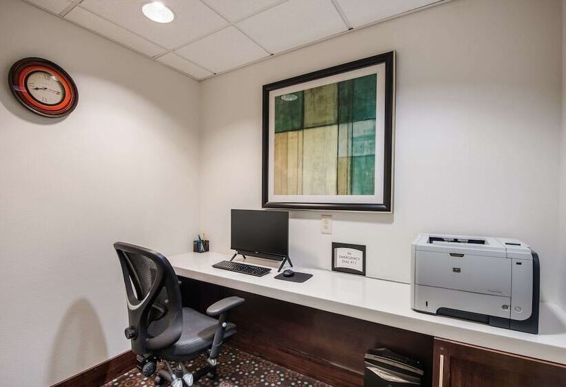 فندق Quality Inn & Suites Quincy  Downtown