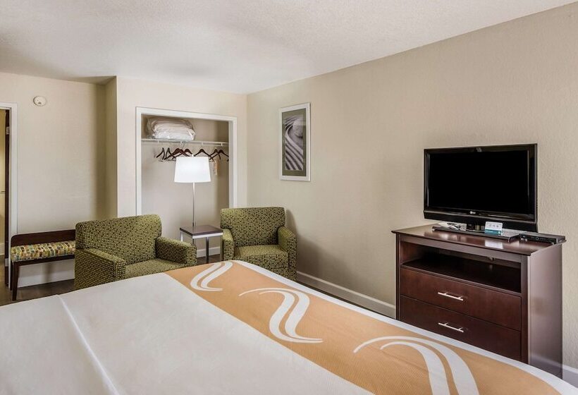 فندق Quality Inn & Suites Quincy  Downtown