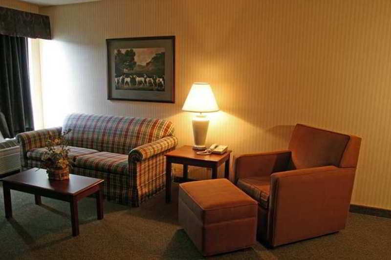 فندق Quality Inn & Suites Quincy  Downtown