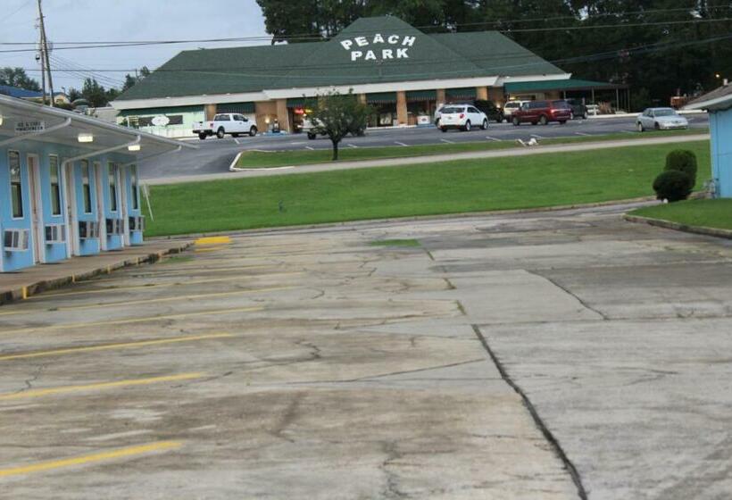 호텔 Scottish Inn Clanton