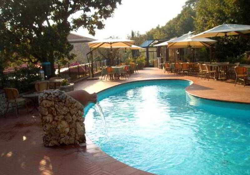 Solofra Palace Hotel & Resort