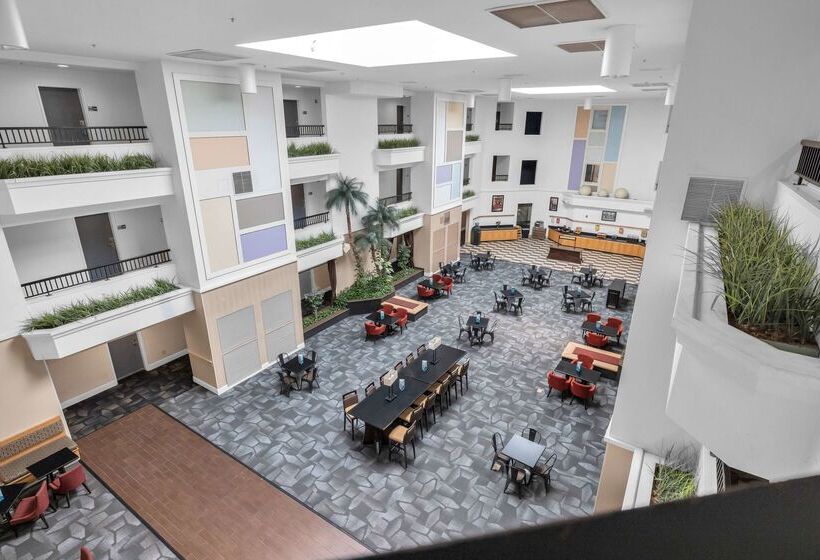 בית מלון כפרי Sonesta Essential Vacaville  Napa Valley