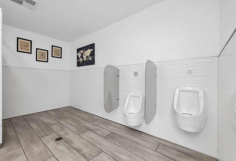 בית מלון כפרי Sonesta Essential Vacaville  Napa Valley