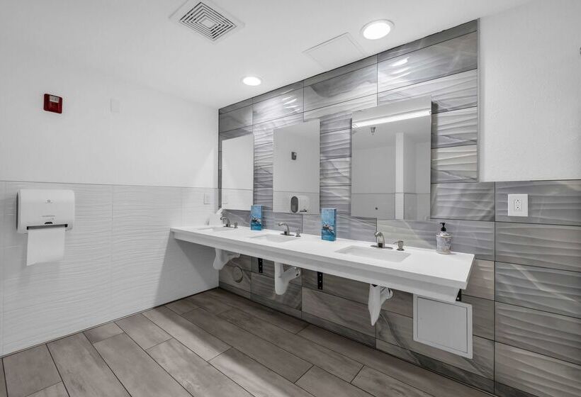 בית מלון כפרי Sonesta Essential Vacaville  Napa Valley