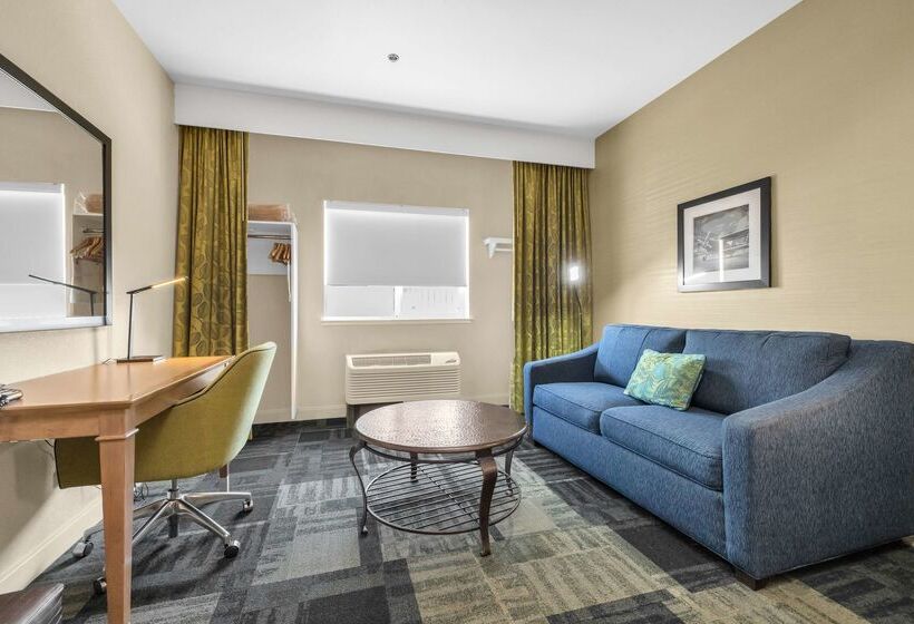 Отель Sonesta Essential Vacaville  Napa Valley