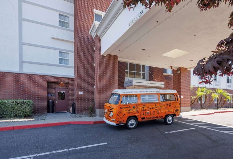 בית מלון כפרי Sonesta Essential Vacaville  Napa Valley