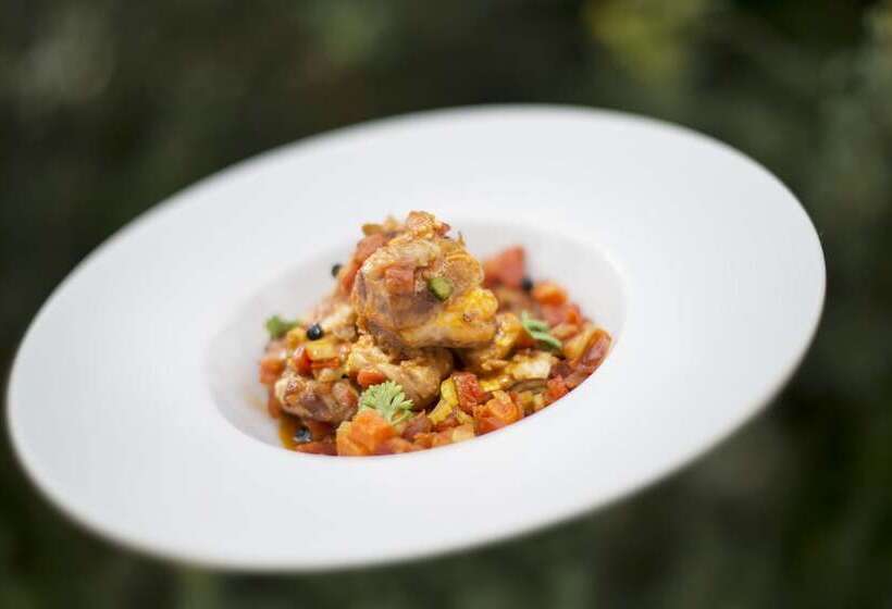 Sport Village Hotel & Spa