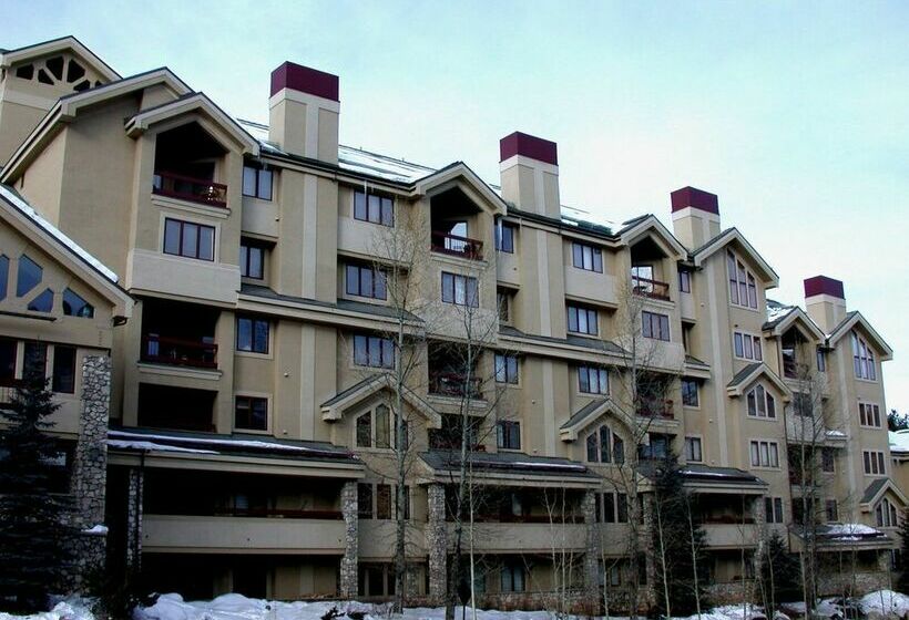 فندق Strawberry Park