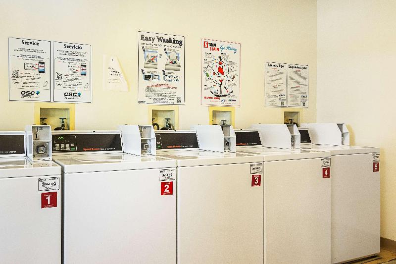 فندق Studio 6   Fayetteville, Nc   Fort Liberty Area