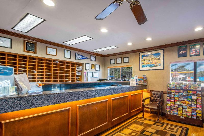 Отель Tampa Bay Extended Stay   Airport