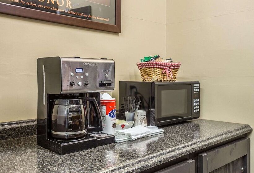 酒店 Suburban Studios Charlotteballantyne