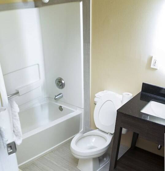 酒店 Suburban Studios Charlotteballantyne