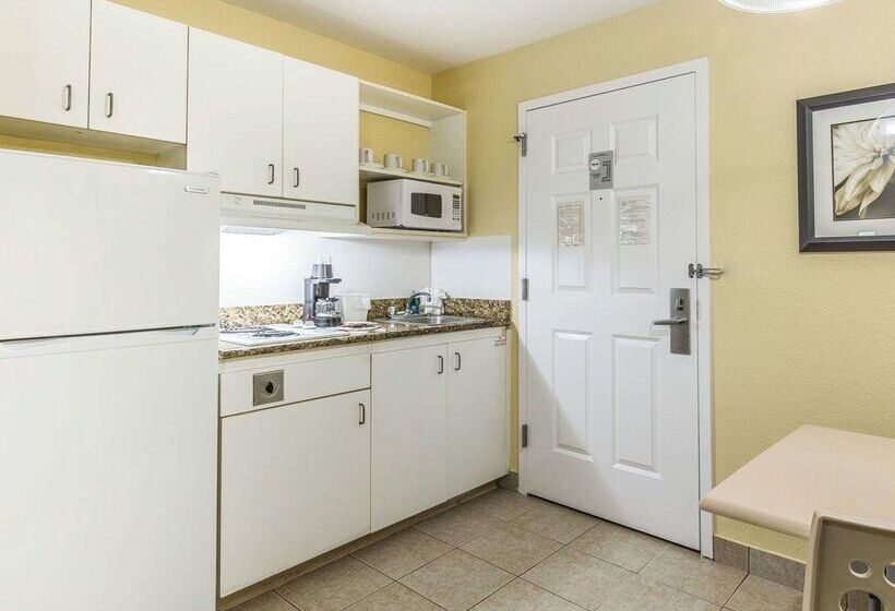 فندق Suburban Studios Fort Myers Cape Coral