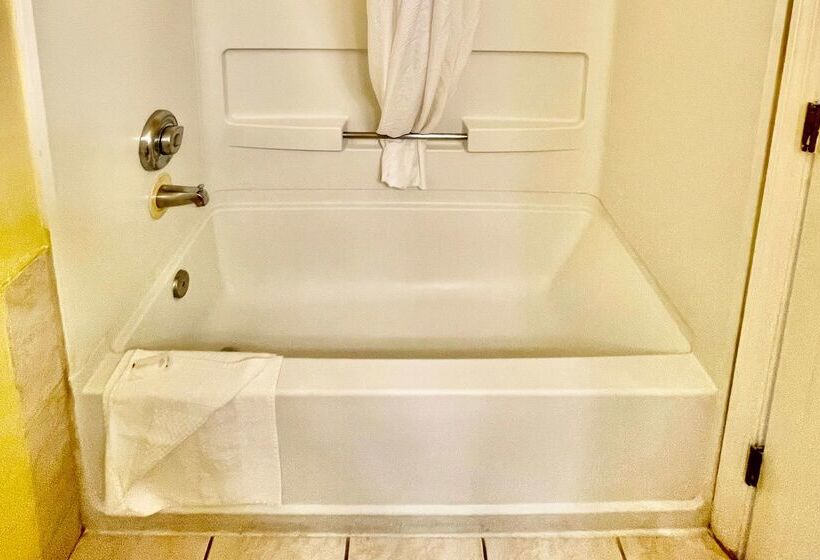 فندق Suburban Studios Fort Myers Cape Coral