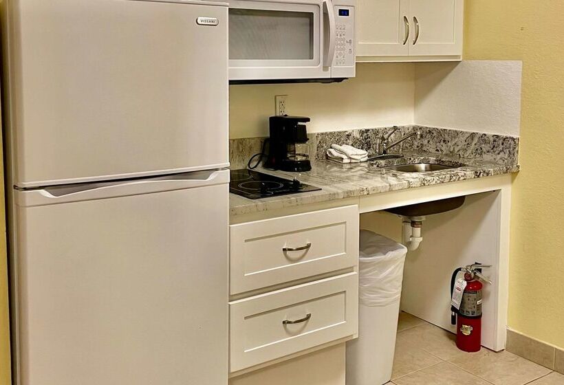 فندق Suburban Studios Fort Myers Cape Coral