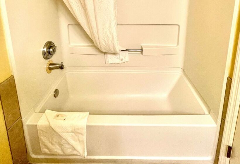 فندق Suburban Studios Fort Myers Cape Coral