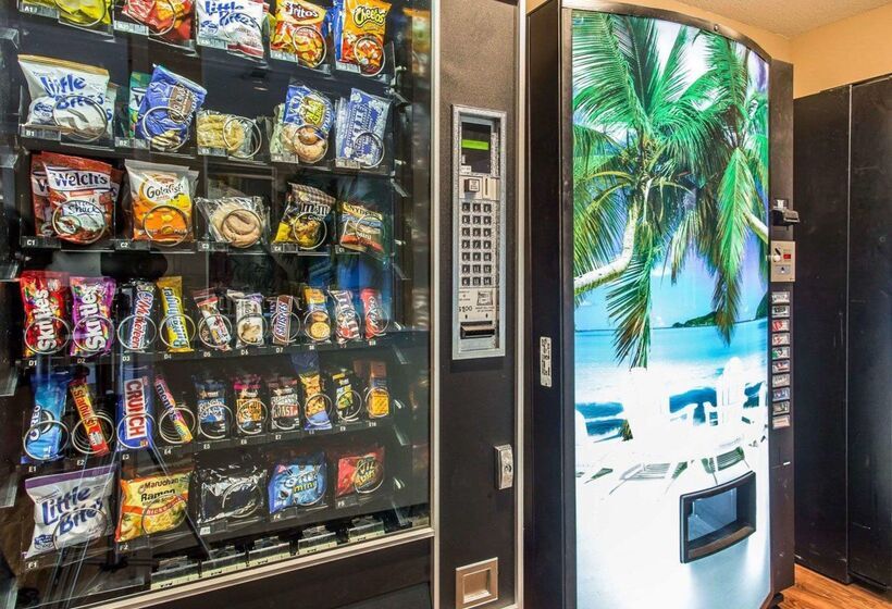 Отель Suburban Studios Kennesawmarietta North