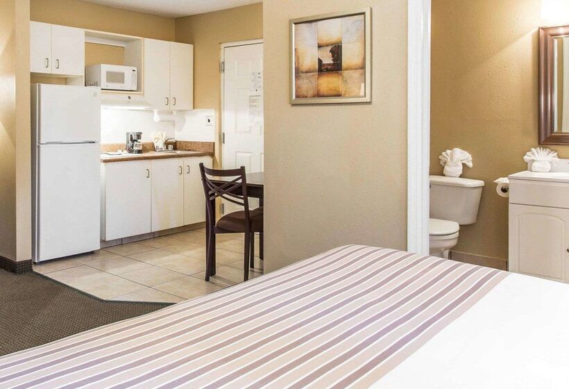 Отель Suburban Studios Kennesawmarietta North