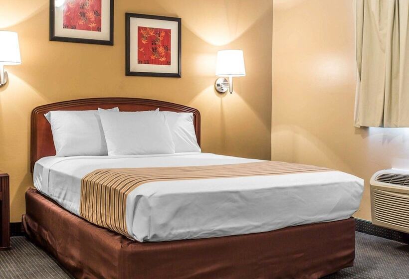 Отель Suburban Studios Kennesawmarietta North