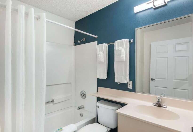 فندق Suburban Studios Lakeland North I4