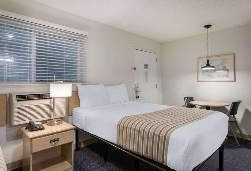 فندق Suburban Studios Lakeland North I4