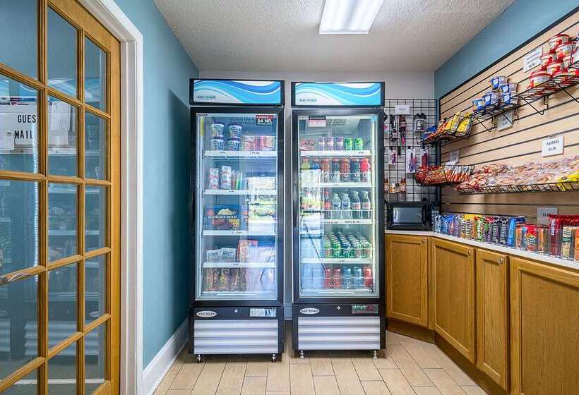 هتل Suburban Studios Of Wilmington