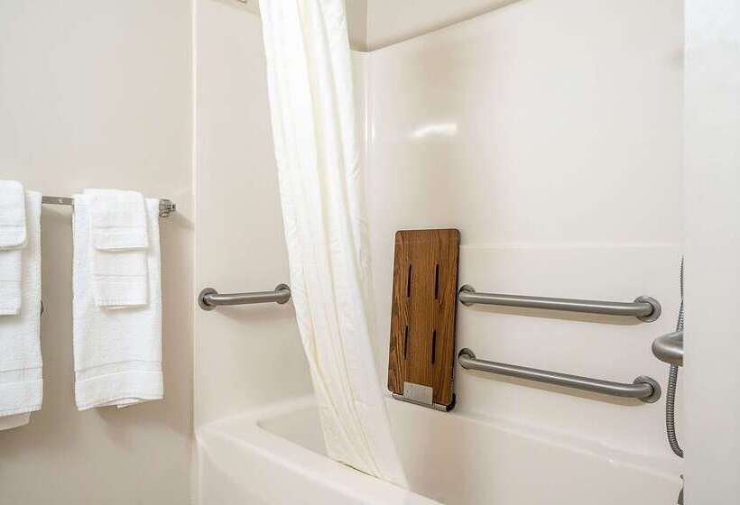 هتل Suburban Studios Of Wilmington