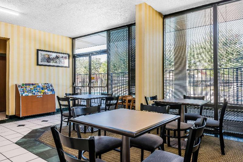 فندق Quality Inn