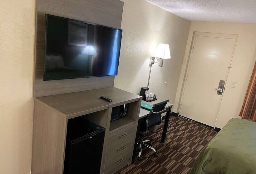 فندق Quality Inn