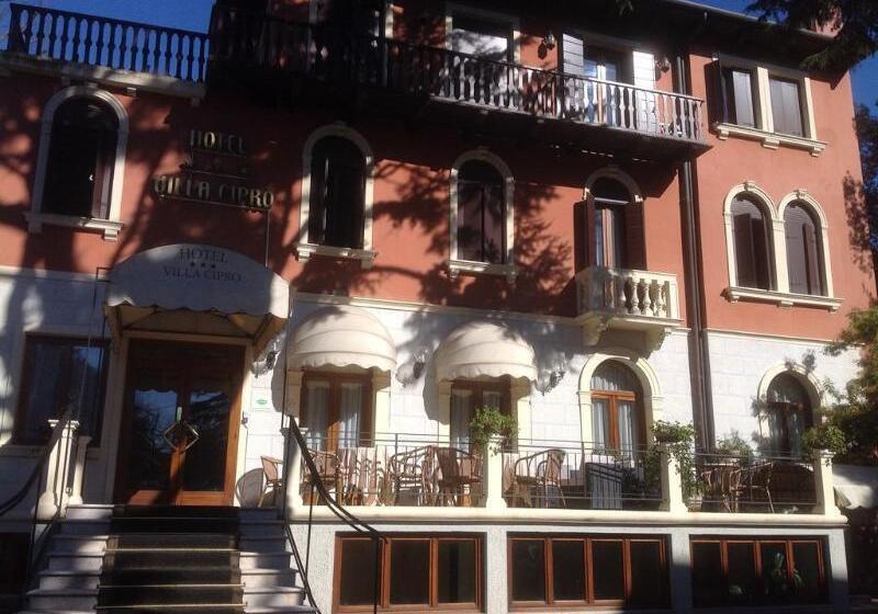 בית מלון כפרי Villa Cipro