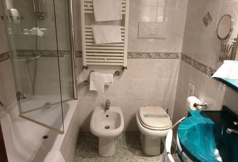 בית מלון כפרי Villa Cipro