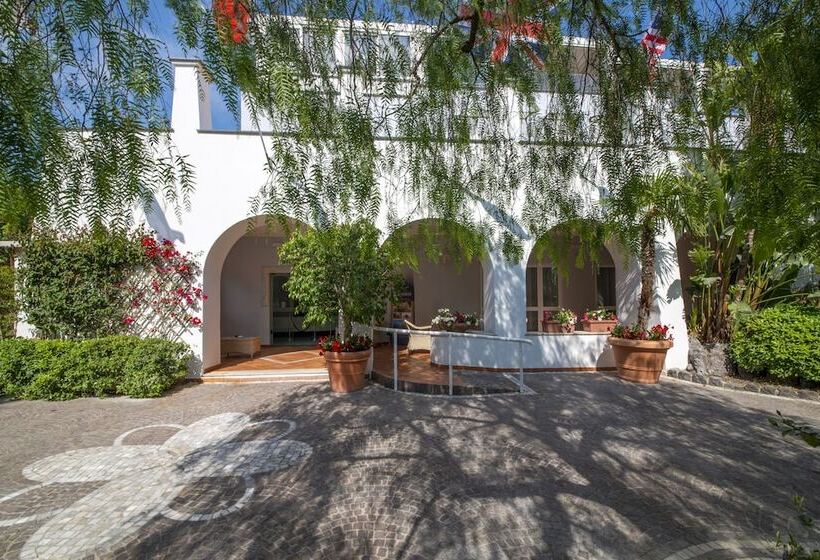 هتل Villa Durrueli Resort & Spa