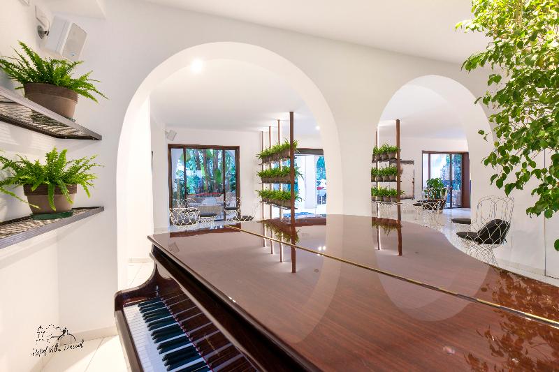 هتل Villa Durrueli Resort & Spa