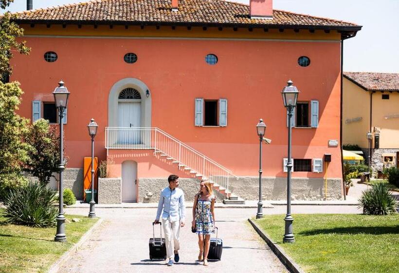 فندق Villaggio Della Salute Più