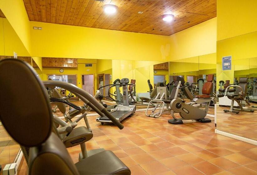 בית מלון כפרי Villaggio Nevada