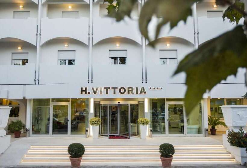 ホテル Vittoria