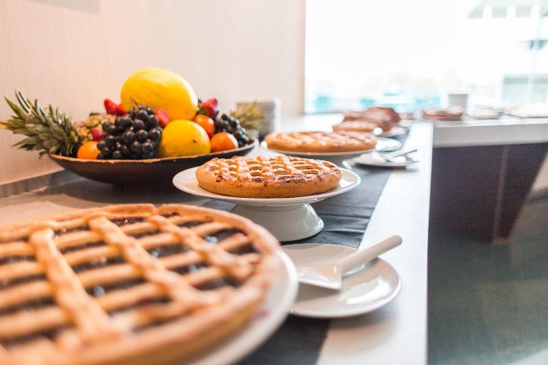 فندق Waldorf Palace