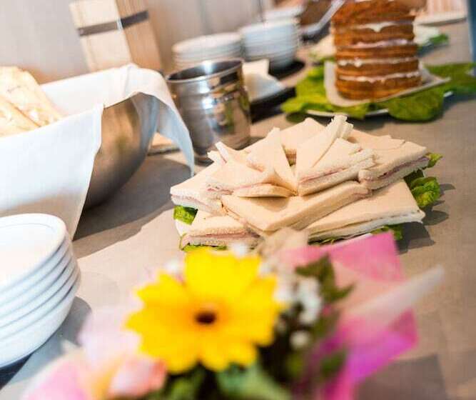 فندق Waldorf Palace