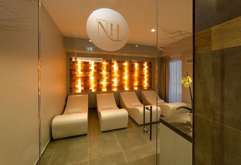 فندق Waldorf Palace