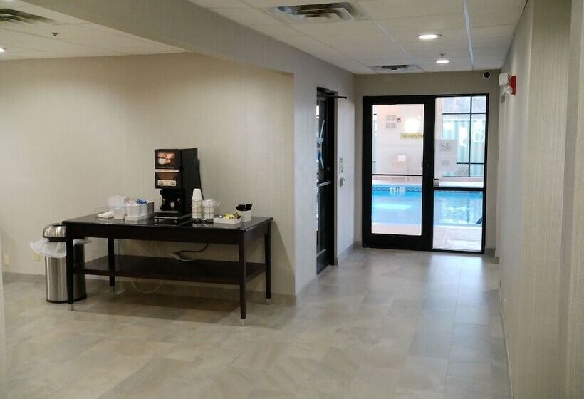 호텔 Wingate By Wyndham Buckhannon