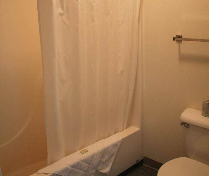 汽车旅馆  The Ocean Shores