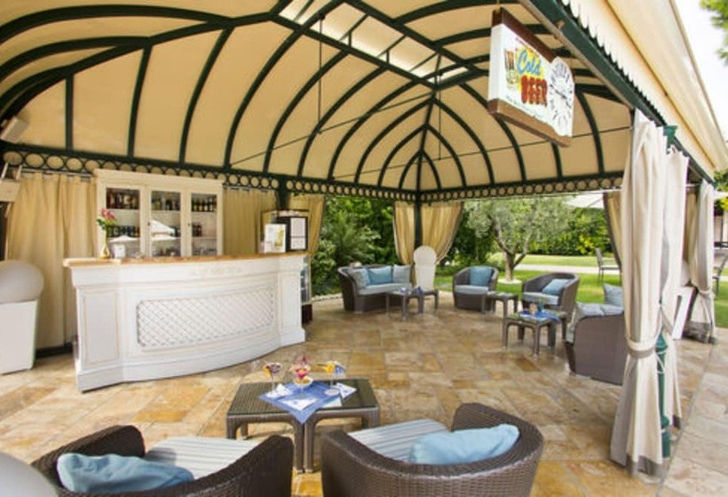 Vip S Motel Luxury Accommodation & Spa