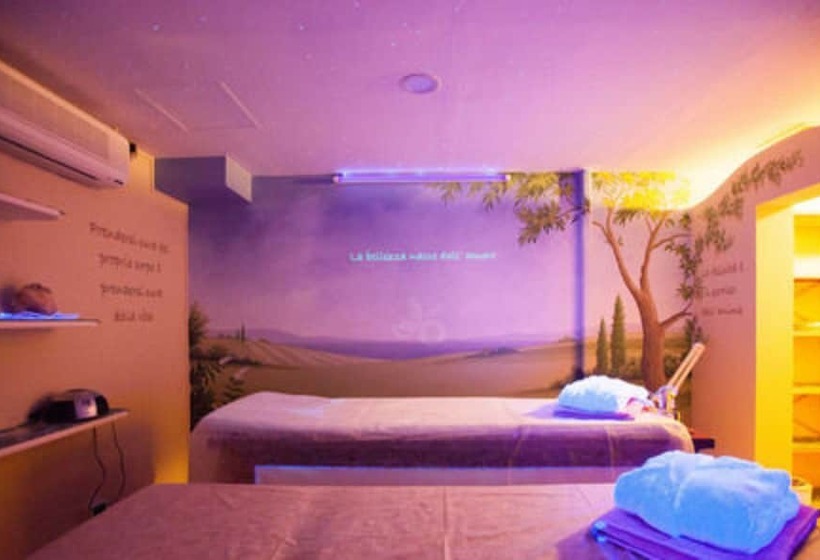 Vip S Motel Luxury Accommodation & Spa