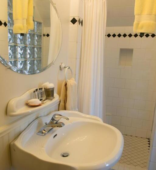 הוסטל Dunlop Inn