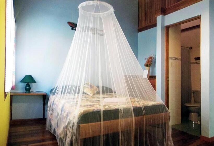 مبيت وإفطار El Colibri Lodge