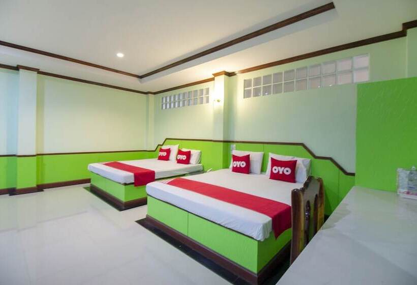 فندق Oyo 75334 Train