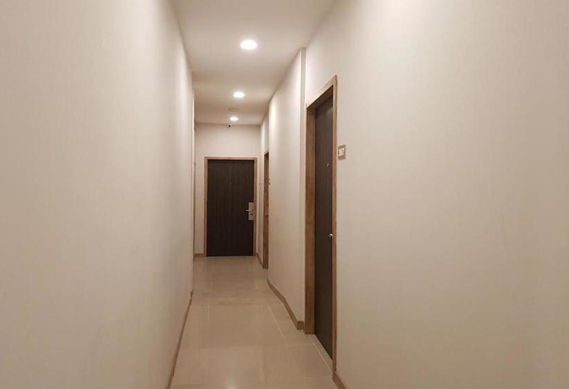 酒店 Oyo 90015 Platinum Guest House