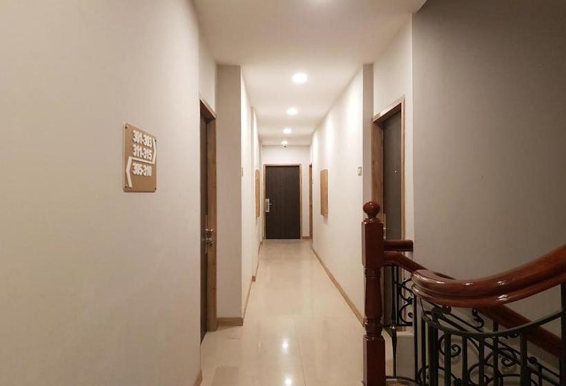 酒店 Oyo 90015 Platinum Guest House