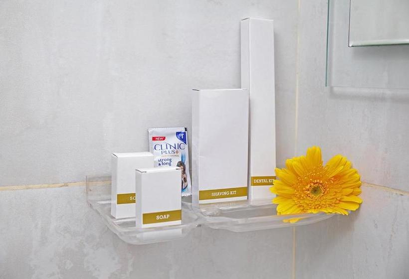 בית מלון כפרי Treebo Trend Sai Arra Bangalore Airport