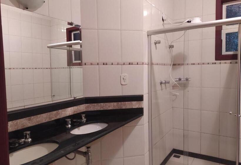 Trilhas De Minas Hostel Camping